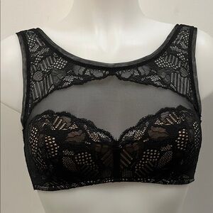 Calvin Klein Black Lace Mesh Bra new never worn, size M (equivalent to B/C cup)